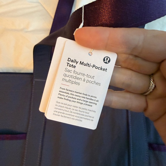 lululemon athletica Deep Purple Tote - Picture 2 of 4